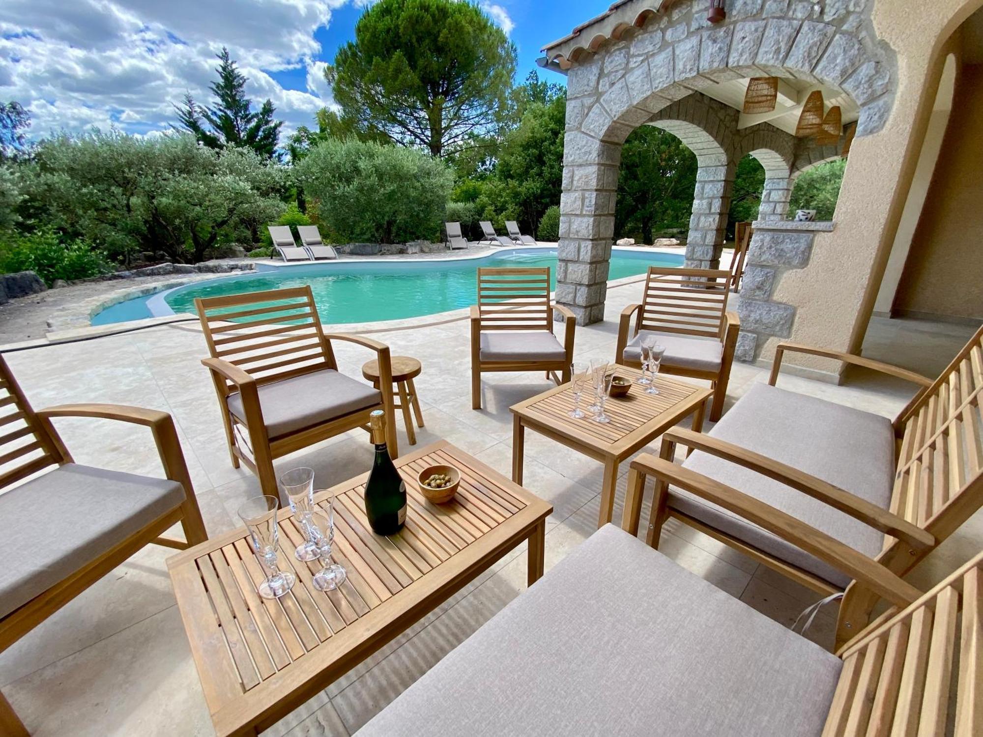 Maison Pour 12P, Piscine A Debordement Chauffee D'Avril A Octobre Inclus Ruoms Dış mekan fotoğraf